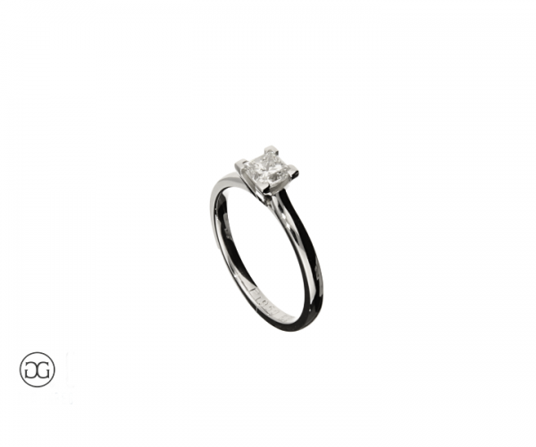 Damenring Diamant Princess-Schliff