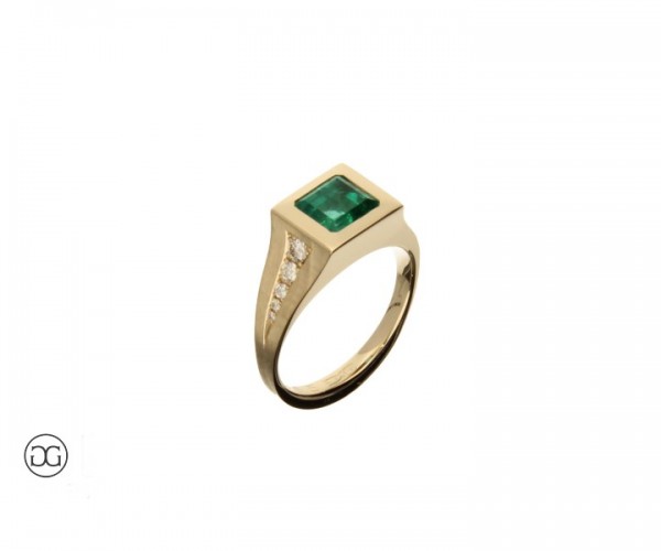 Damenring mit Smaragd 1,77ct