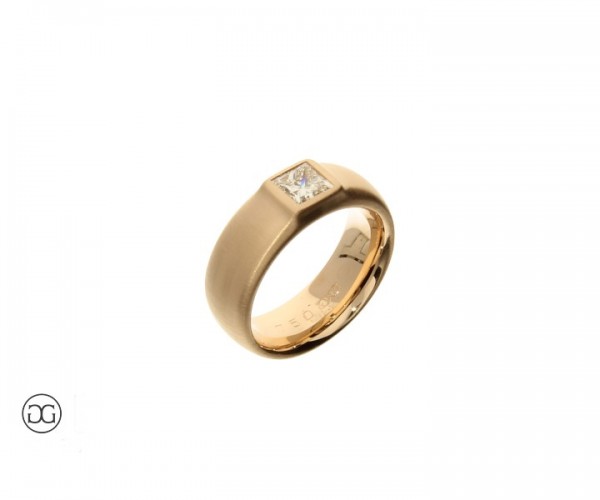 Solitärring Rotgold 750 Diamant 0,74 ct