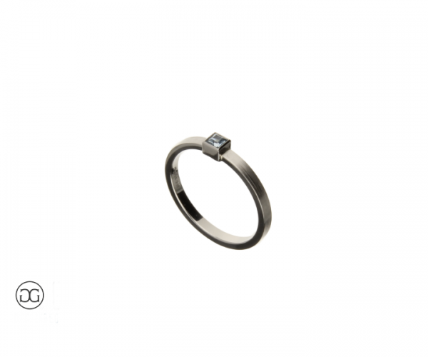 Platinring Aquamarin 0,10ct